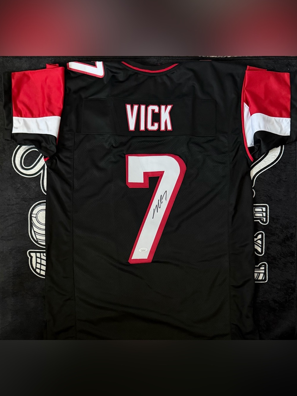 JSA Michael Vick Signed Atlanta Falcons #7 Custom Jersey